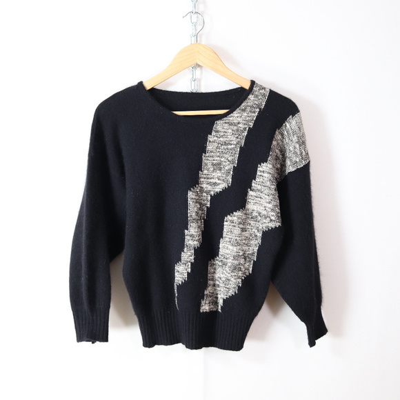 ❌SOLD❌vintage 80s angora pattern sweater - Picture 2 of 4